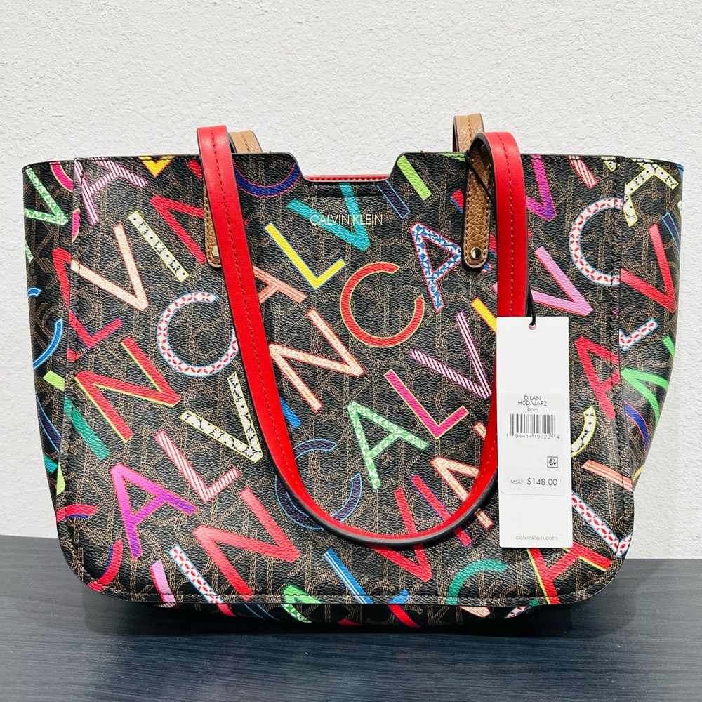✨Calvin Klein Purse - Monogram - New With Tags!✨